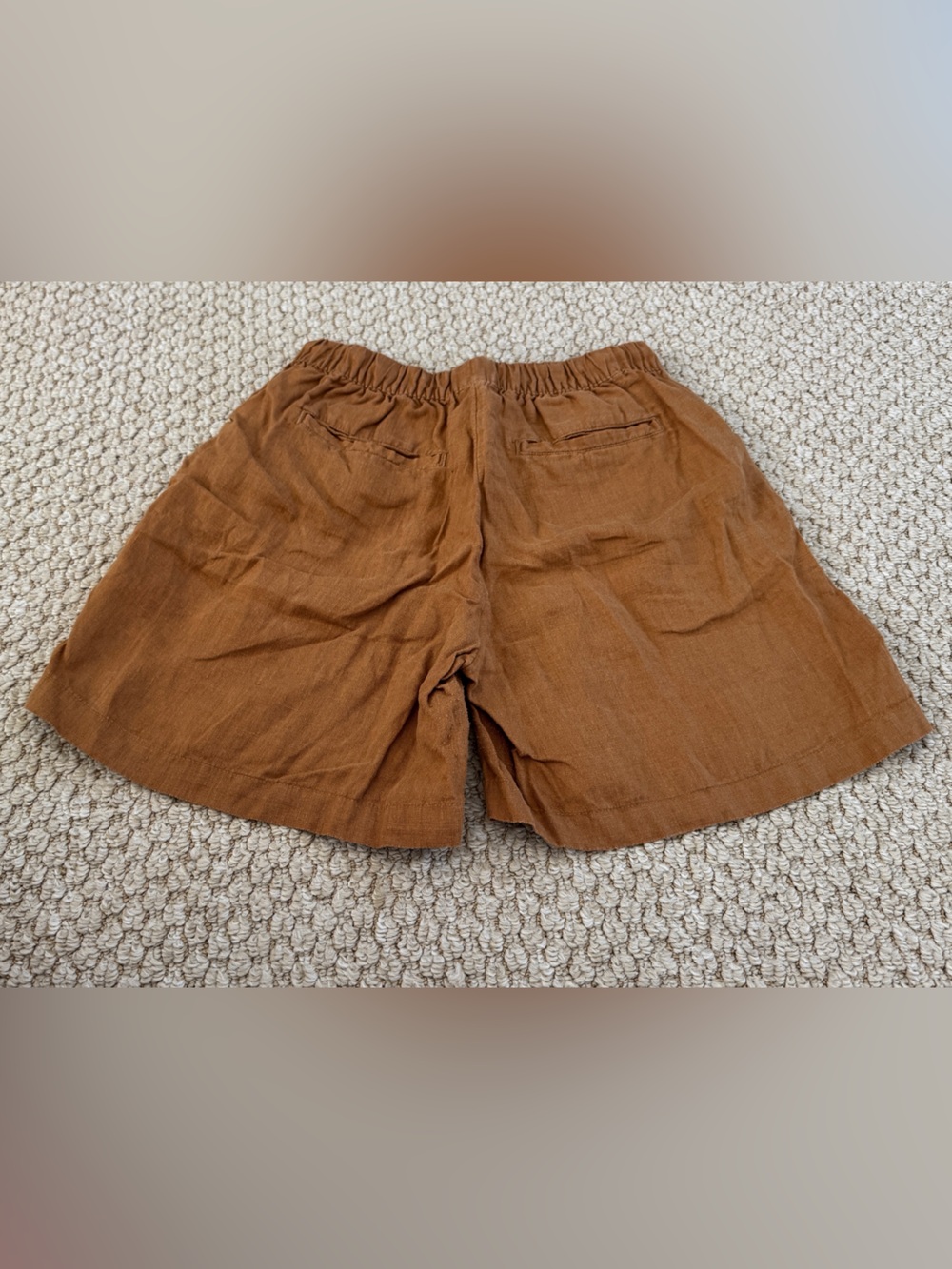 Tahari High-Waist Linen Shorts in Rust Brown - Picture 2 of 3